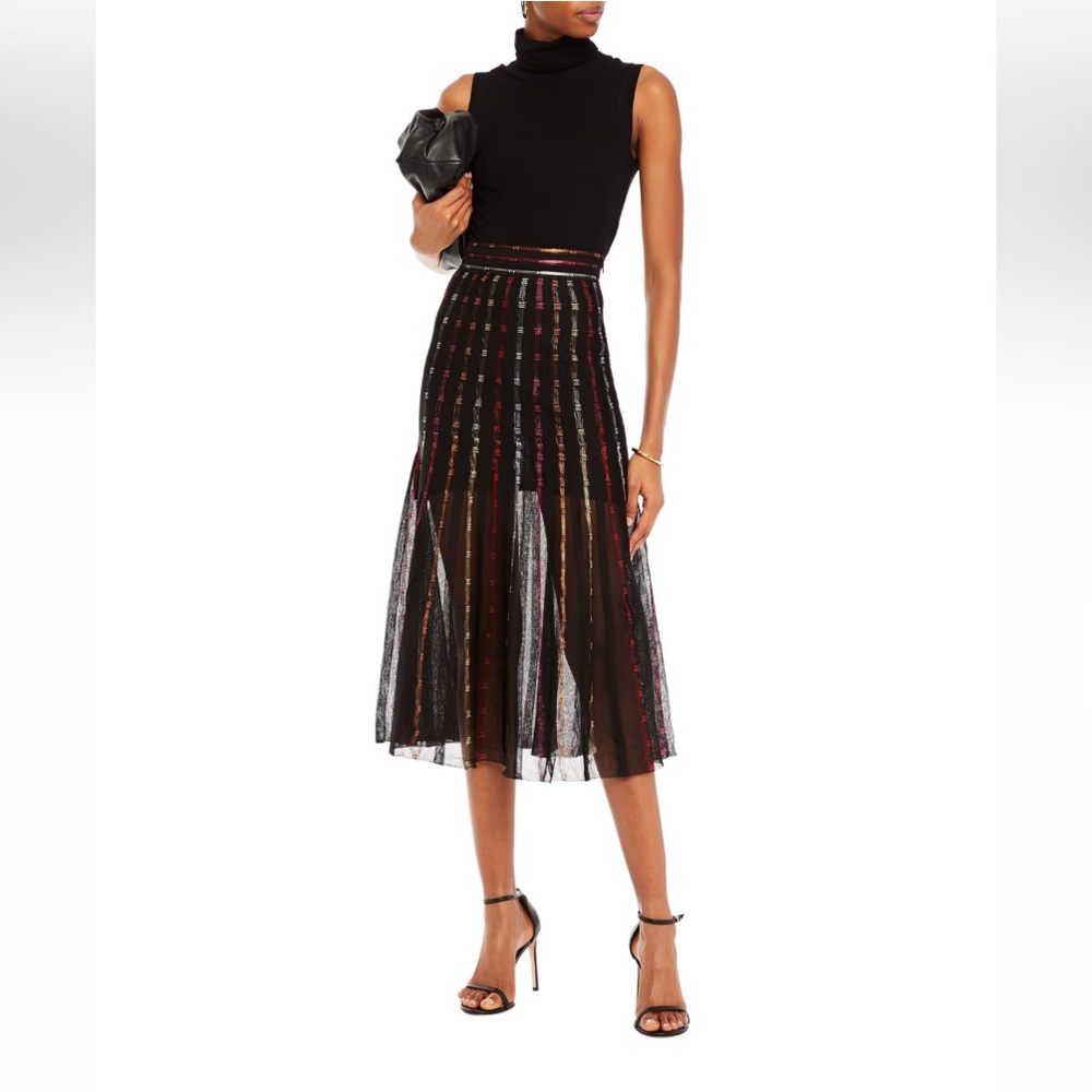 ALEXANDER MCQUEEN
Metallic crochet-knit silk-blend midi skirt